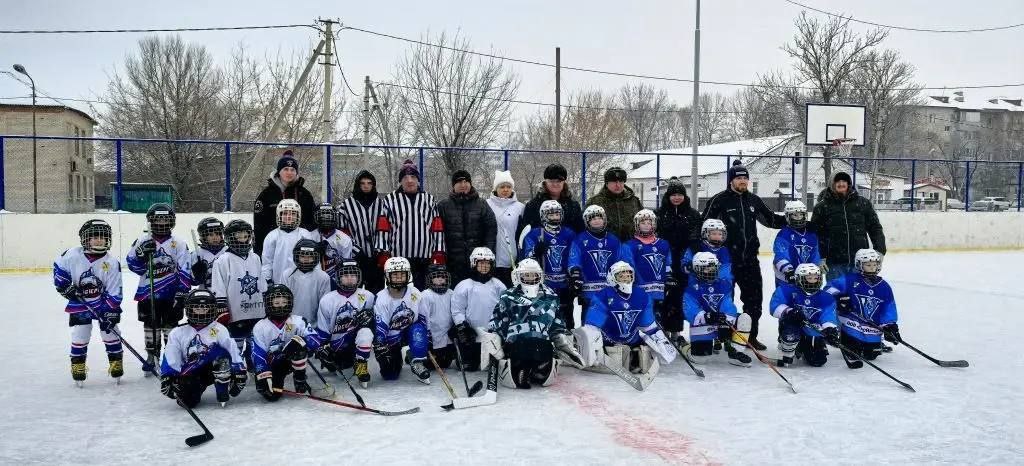 7 января, в городе Лесозаводск прошел Турнир по хоккею с шайбой среди юных спортсменов!