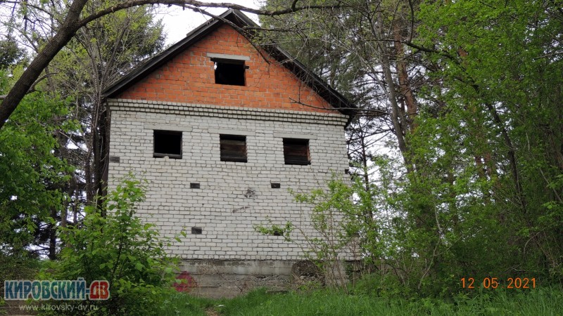 Заброшенный домик, пгт.Кировский