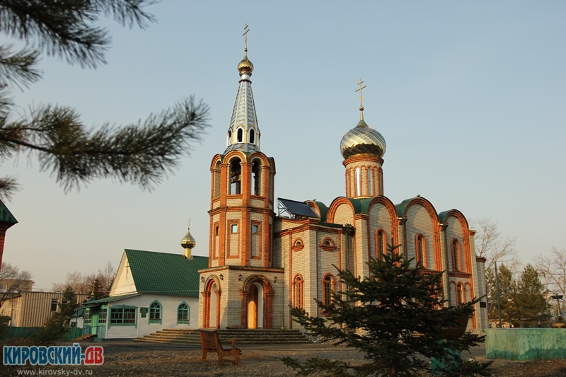 Церковь, пгт.Кировский