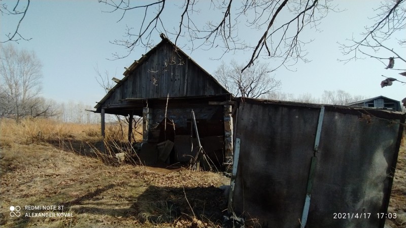 Заброшка на дачах, Кировский район