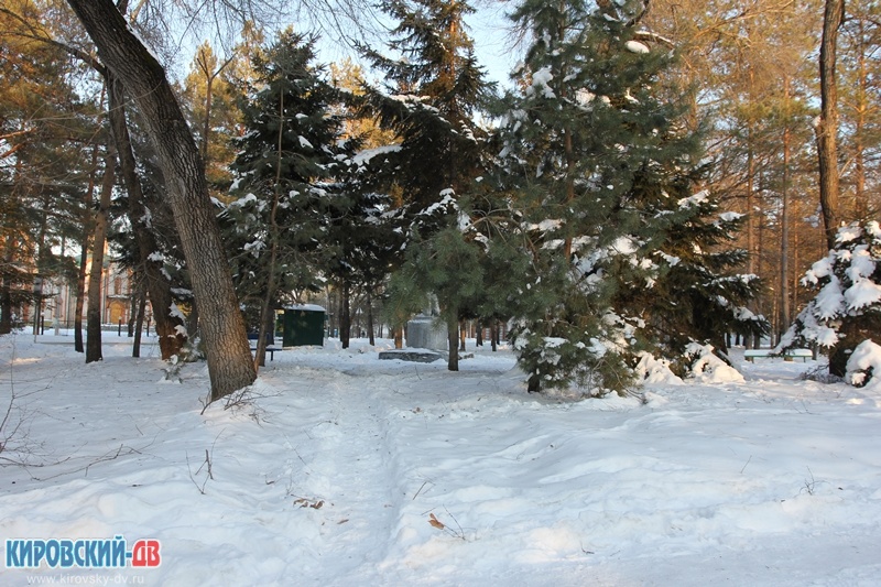 Тротуар к Ленину, пгт.Кировский