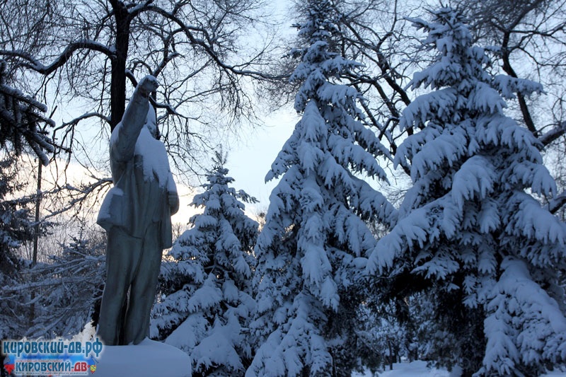 Памятник Ленину, пгт.Кировский