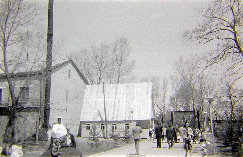 1985г. Сквер Победы, пгт.Кировский